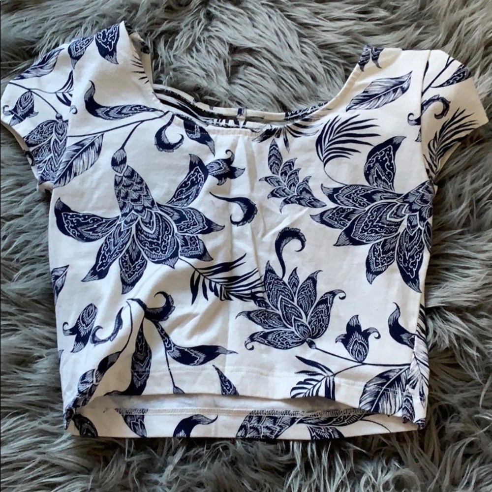 Charlotte Russ crop tee